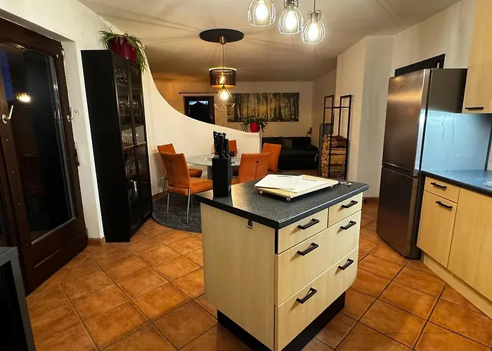 Mitten Im Salzkammergut Ohlsdorf